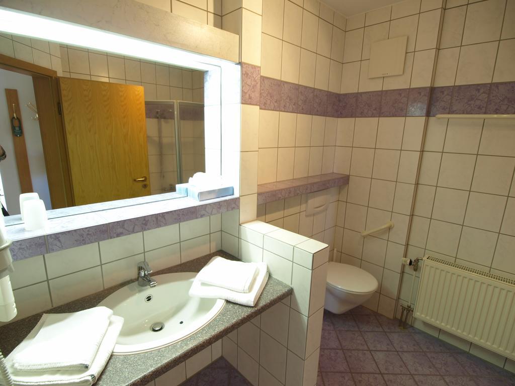 Hotel Landhaus Silbertanne Rotenburg an der Fulda Exteriör bild