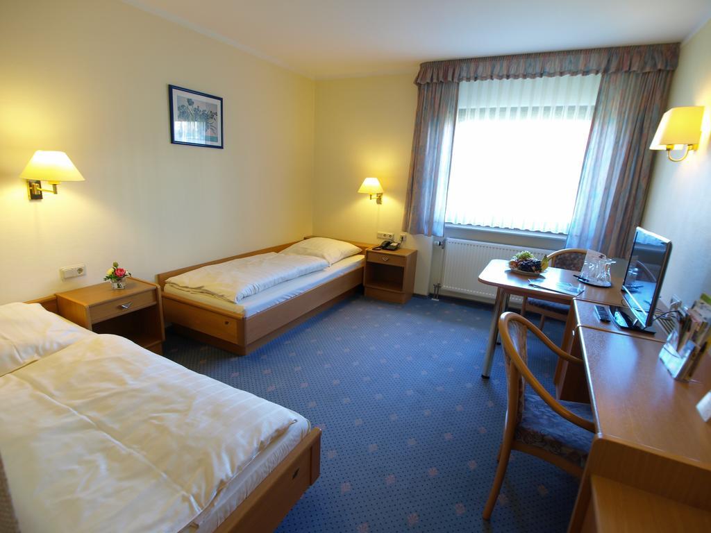 Hotel Landhaus Silbertanne Rotenburg an der Fulda Exteriör bild
